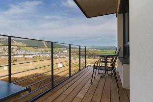 Bella Vista by Mountain ways