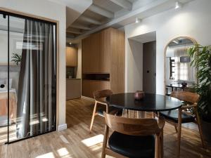 Lithinon Luxury Suites with Free Parking