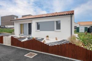 Maisons de vacances Maison moderne pour 7 personnes a Saint-Michel-Chef-Chef : photos des chambres