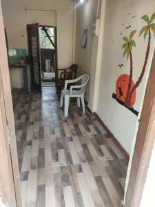 Parvati Niwas Homestay -Nearby Revdanda Beach & Fort - WiFi available - Āmbli