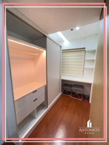 Panoramic View of City 1BR Loft Unit FREE WIFI & NETFLIX at Fort Victoria BGC