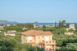 Andelica Holiday Villa by "elite"