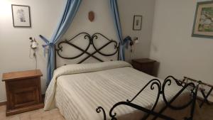 Double Room with Private Bathroom room in Il Colombaio Agriturismo