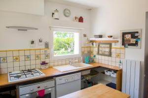 Maisons de vacances Maison pour 5 a Kerity les pieds dans l'eau : photos des chambres