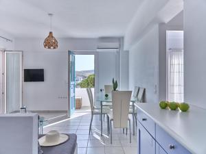 Ifestos home with private veranda, Paros