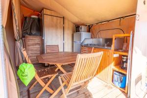 Campings Camping Nature L'Airial : photos des chambres