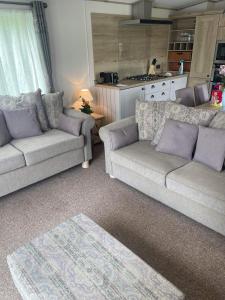 Starling Six Berth caravan pet friendly