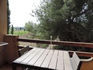 Villages vacances Les Garrigues de la Vallee des Baux : photos des chambres