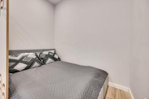 Central Platinum Apartments 26