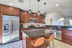 Mtn and Golf Course Views Relaxing Palm Desert Gem