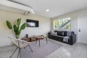 Comfy Monthly Rental Near Miami Beach - North Bay Village