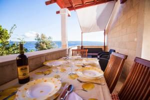 Beach Holiday Home Laura