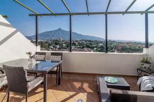 Spacious 2 Bedroom Apartment in Puerto Banus with a Private Terrace and Mountain Views
