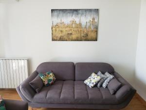 B-G Waterfront Apartment