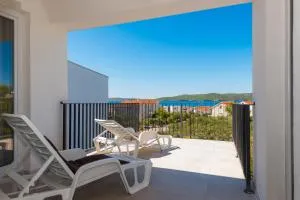 Kuća za odmor - Šibenik - 布罗达里卡