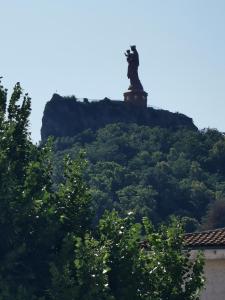 Appartements Chambre privee dans appart partage, centre ville, avec vue sur les monuments : photos des chambres