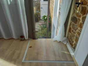 T2 terrasse de charme à Rochebonne 400 m plage