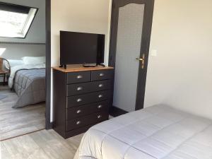 Hotels AUBERGE DE LA VOUTE : photos des chambres