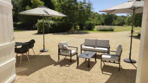 Maisons d'hotes Chateau La Mothaye - self catering apartments with pool in the Loire Valley : photos des chambres