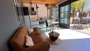 Villas Adorable Guest House avec balneo et piscine : photos des chambres