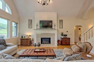 Chic Sky Valley Resort Home on Golf Course!