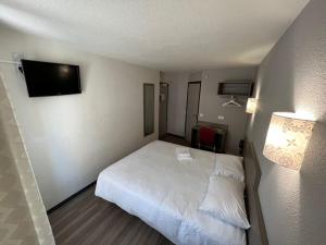 Hotels HOTEL LE FOIRAIL : photos des chambres