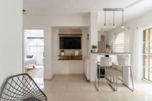 Cozy 2 bdr condo, with pool area and free WIFI