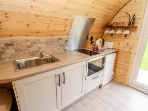 Meadow Lodge Berrys Place Farm