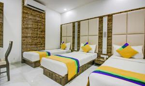 Hotel Magnet TERMINAL-2