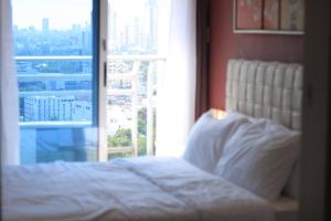 A2J BGC Luxury 1BR Suite Near Burgos Circle & Mall