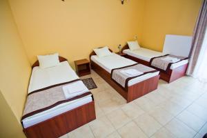 Hotelik Bej