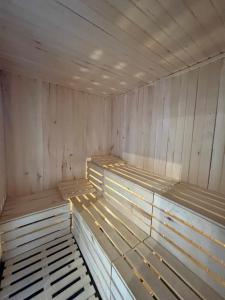 Bashtin Dom - Skabrin House