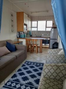 South Coast Riviera - 805