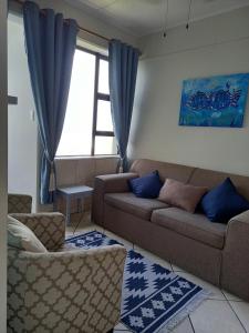 South Coast Riviera - 805