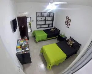 1 Habitación Alto Dorrego 5min de Mendoza Capital - غوايمالين