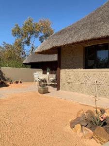 iKhaya LamaDube Game Lodge