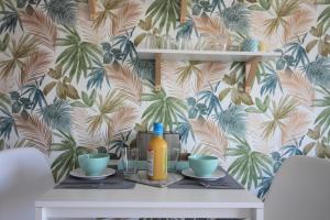 Appartements Studio climatise tout confort a 2 pas de la mer avec parking prive : photos des chambres