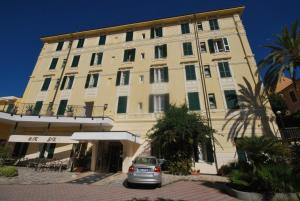 2 star hotell Esperia Hotel Spotorno Spotorno Itaalia