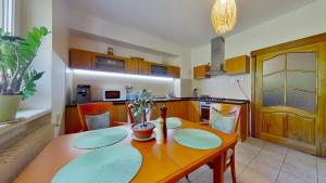 Ron De Mar - FLAMINGO