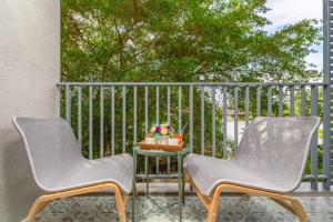 Title НайЯнг NaiYang