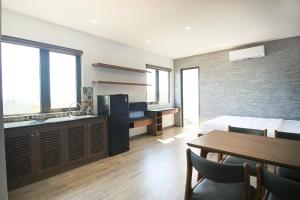 Căn Hộ 2 Phòng Ngủ (Two-Bedroom Apartment)