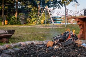 Domek z kominkiem Kłączno, blisko lasów i jezior