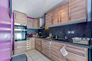 Appartements LUX CONFORT GARE Parking Gratuit : photos des chambres