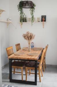 Cozy Seaside Apartment