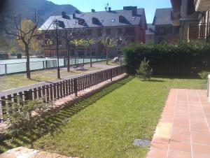 APARTMENTSUITESPAIN BAQUEIRA JARDIn