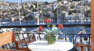 Symi Blue Port Apartment