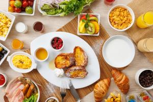 Shin Osaka Esaka Tokyu REI Hotel