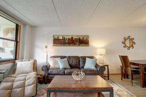 VS348 Village Square 1 Br 1 Ba condo
