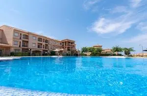 PRECIOSO APARTAMENTO EN URBANIZACION CAMPO DE GOLF - Bonanza