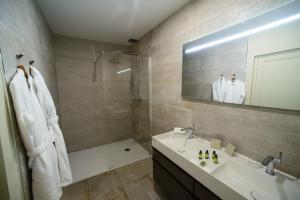 B&B / Chambres d'hotes Chateau Origny : Chambre Double Standard